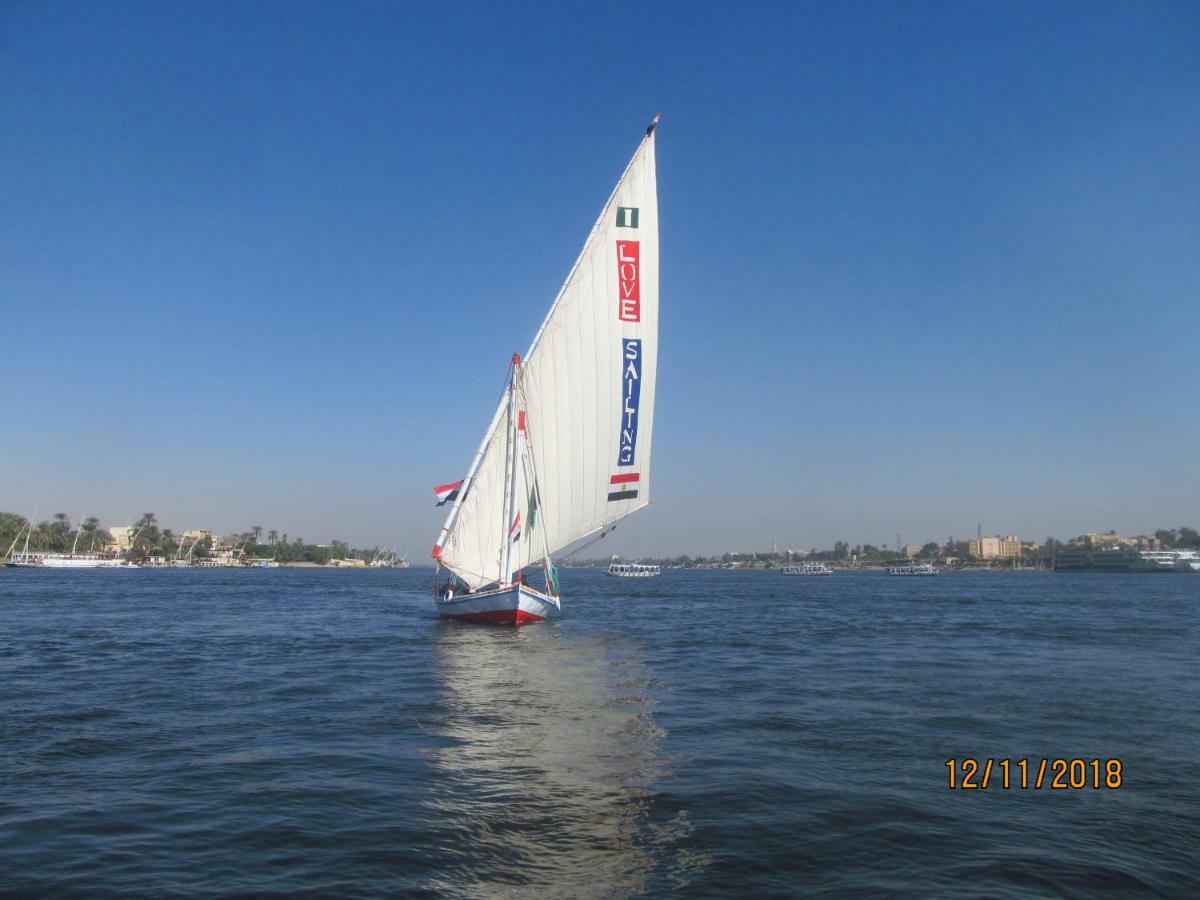 Al Salam Camp Hotell Luxor Exteriör bild